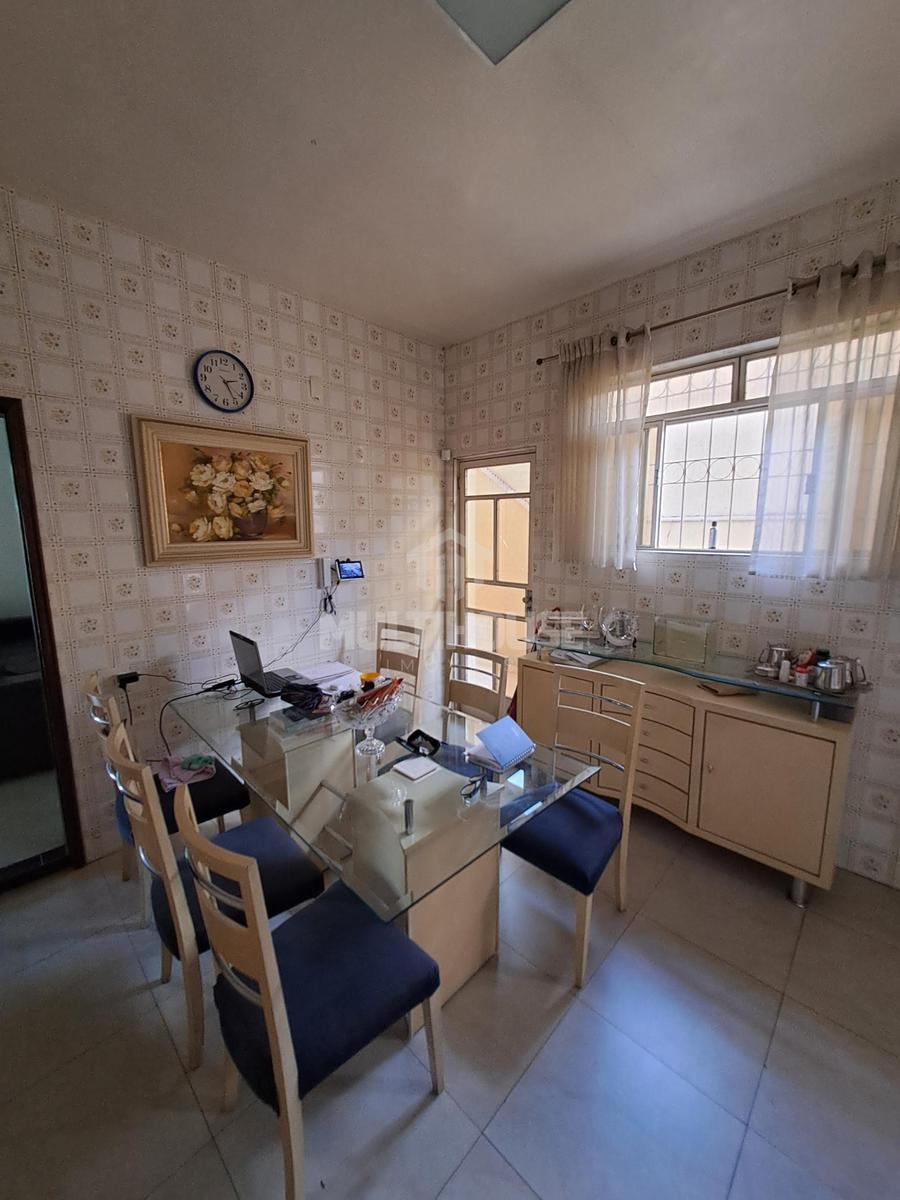Casa, Carlos Prates, 3 Quartos, 2 Vagas, 1 Suíte