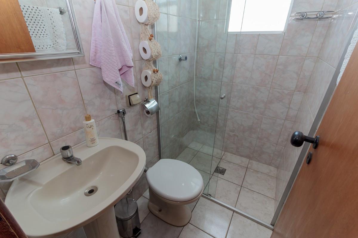 Apartamento, Floresta, 2 Quartos, 1 Vaga, 1 Suíte