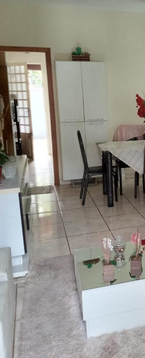Casa, Central, 2 Quartos, 2 Vagas