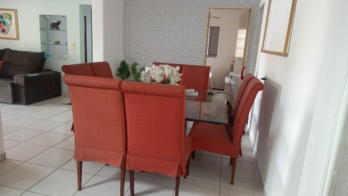 Casa, Novo Progresso, 5 Quartos, 4 Vagas, 1 Suíte