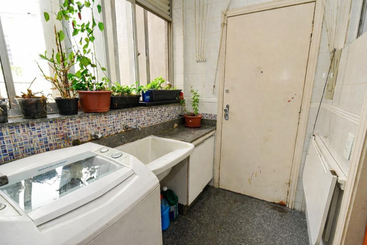 Apartamento, Funcionários, 4 Quartos, 3 Vagas, 1 Suíte