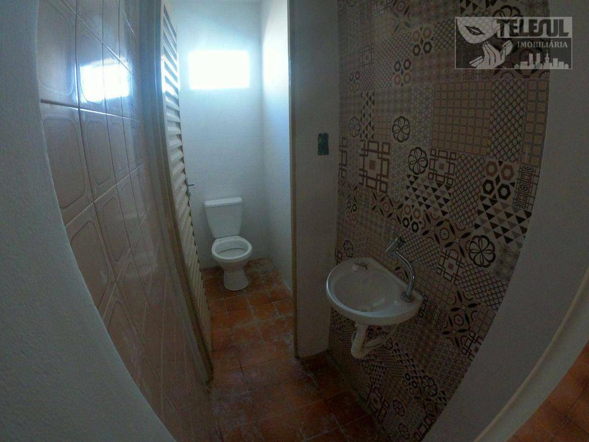 Casa, Centro, 3 Quartos, 0 Vaga