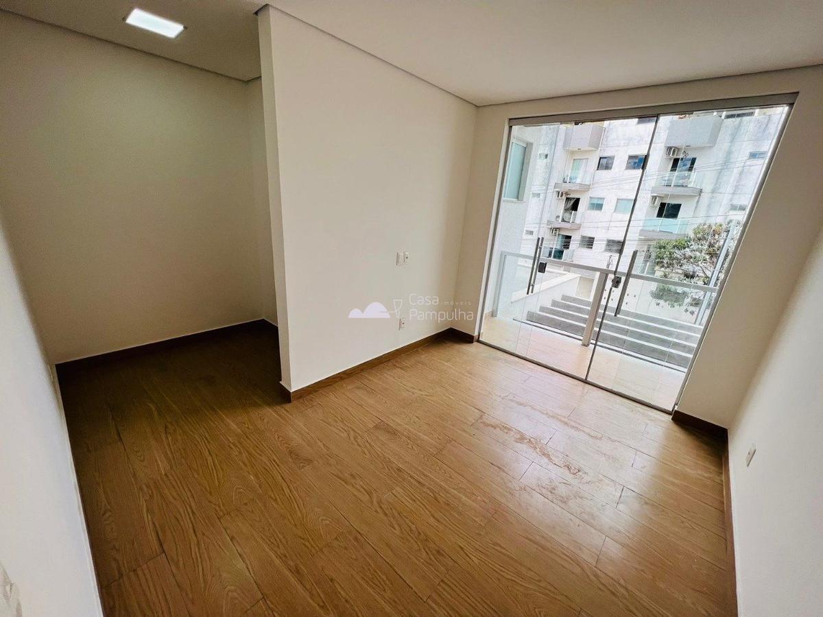 Casa, Názia II, 3 Quartos, 4 Vagas, 1 Suíte