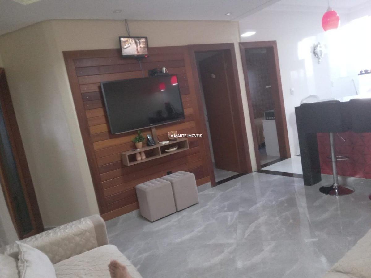 Casa, Industrial, 4 Quartos, 2 Vagas, 1 Suíte