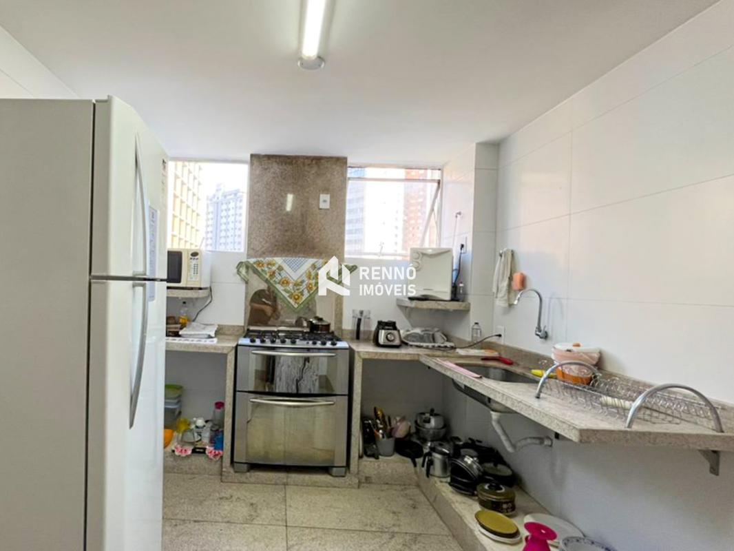 Cobertura, Funcionários, 6 Quartos, 3 Vagas, 1 Suíte