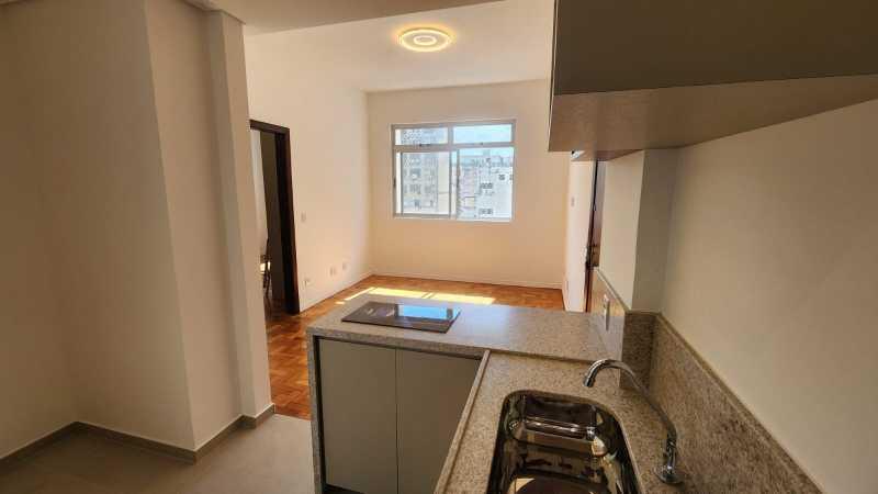 Apartamento, Centro, 1 Quarto, 0 Vaga, 1 Suíte