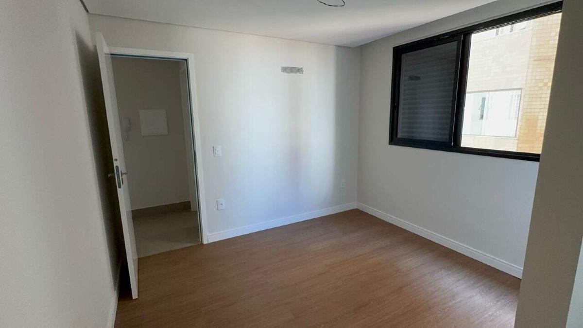 Cobertura, Buritis, 2 Quartos, 2 Vagas, 2 Suítes