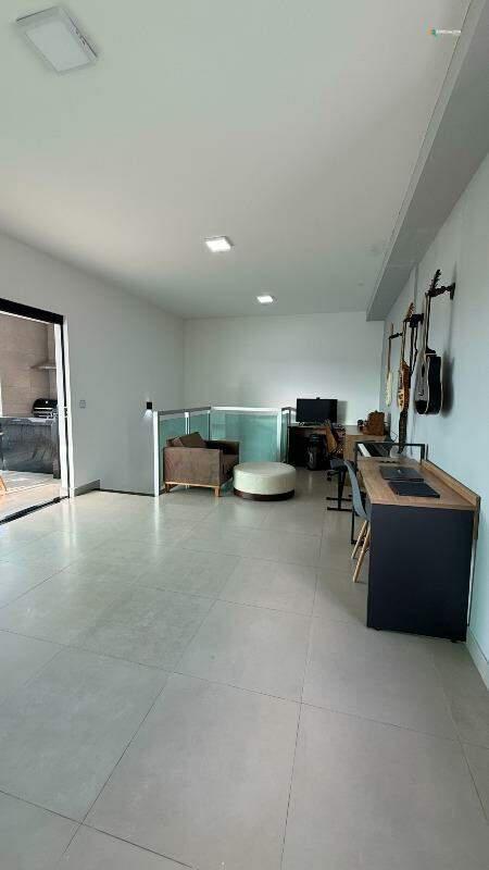Cobertura, Novo Centro, 2 Quartos, 2 Vagas, 1 Suíte