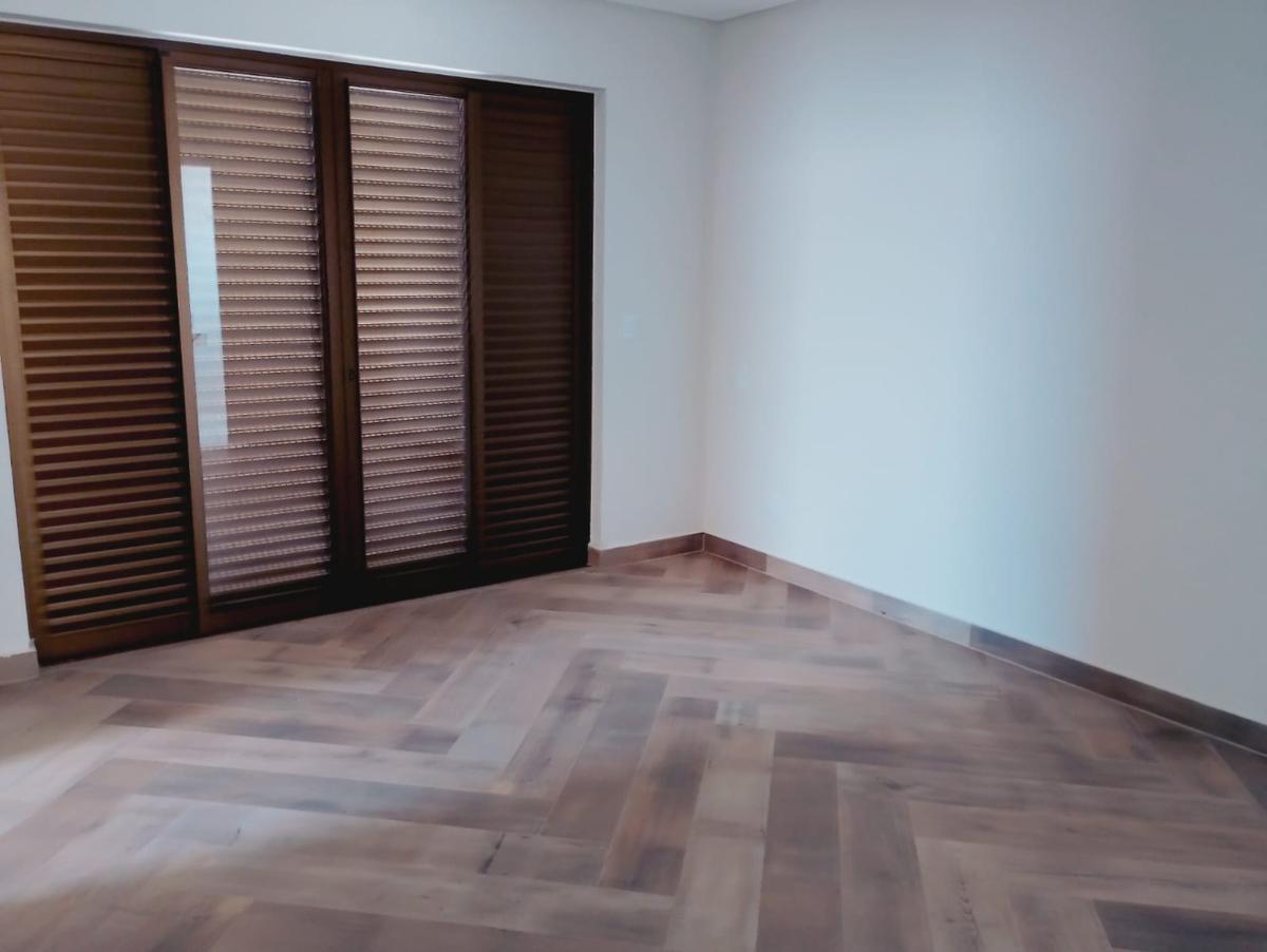 Apartamento, Jaraguá, 4 Quartos, 2 Vagas, 2 Suítes