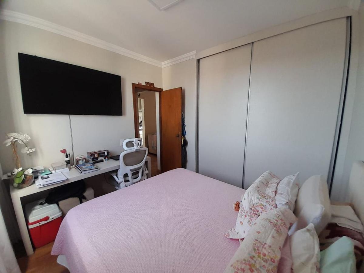 Apartamento, Santa Cruz, 2 Quartos, 1 Vaga