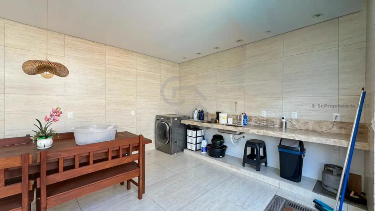 Casa, Alto Barroca, 5 Quartos, 2 Vagas, 2 Suítes