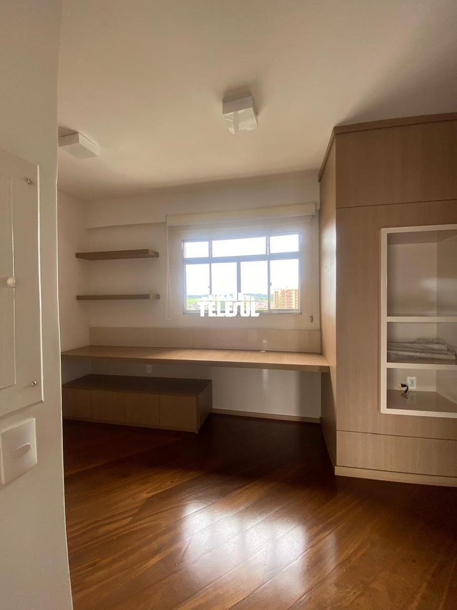 Apartamento, Centro, 4 Quartos, 2 Vagas, 2 Suítes
