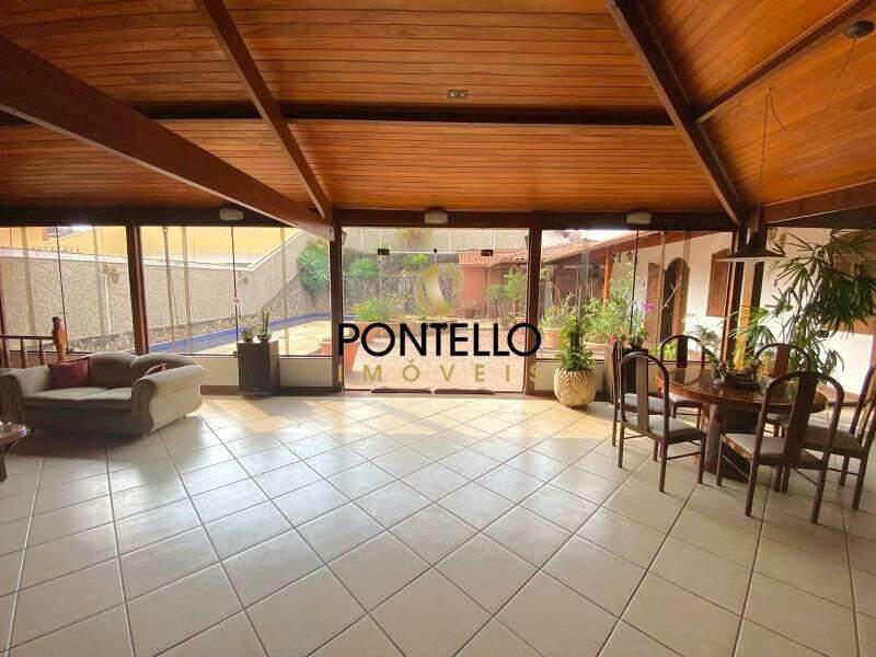 Casa, Santa Lúcia, 5 Quartos, 4 Vagas, 3 Suítes