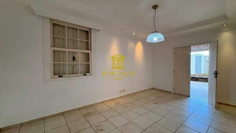 Casa, Vila Paris, 4 Quartos, 4 Vagas, 2 Suítes