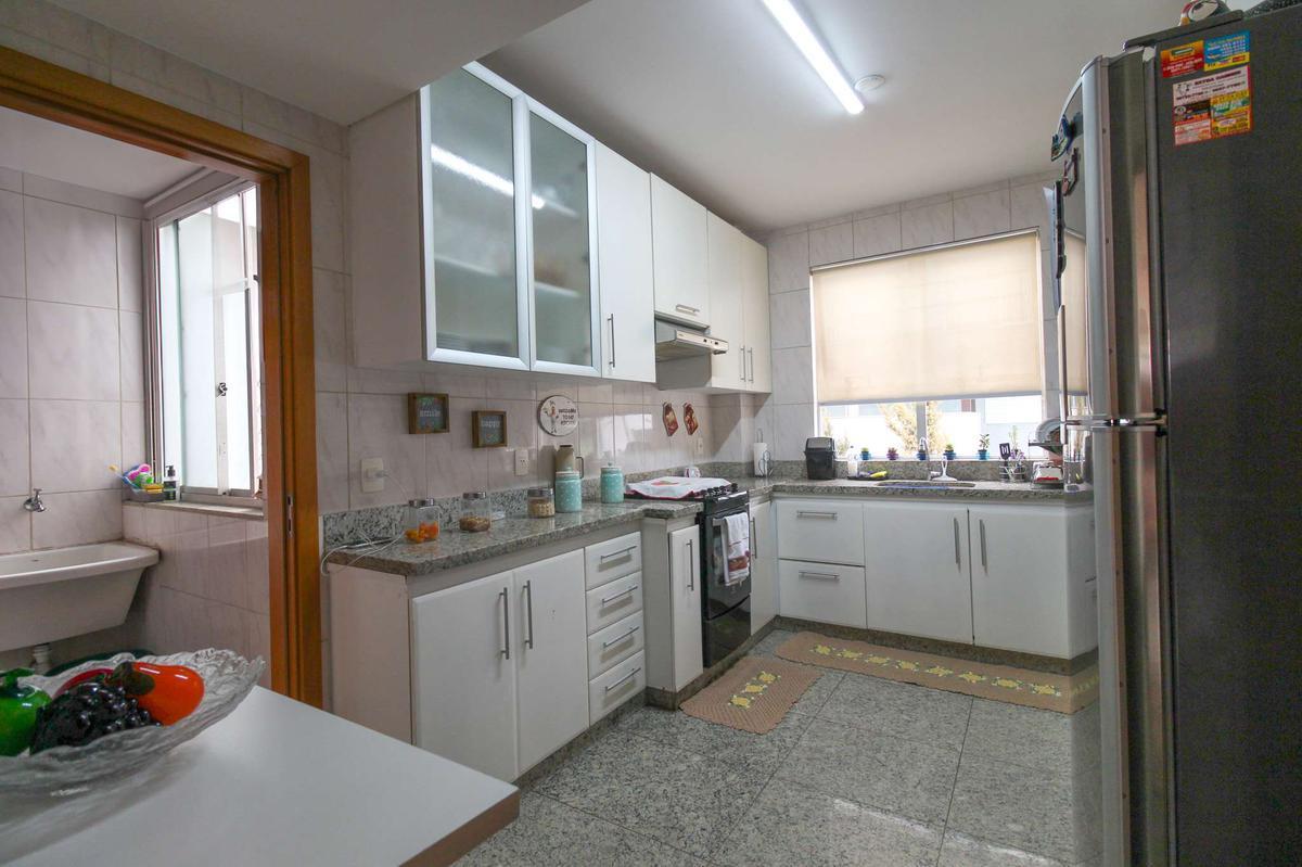 Apartamento, Palmares, 4 Quartos, 0 Vaga, 1 Suíte