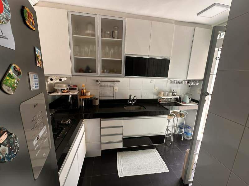 Casa, Fernão Dias, 3 Quartos, 2 Vagas, 1 Suíte