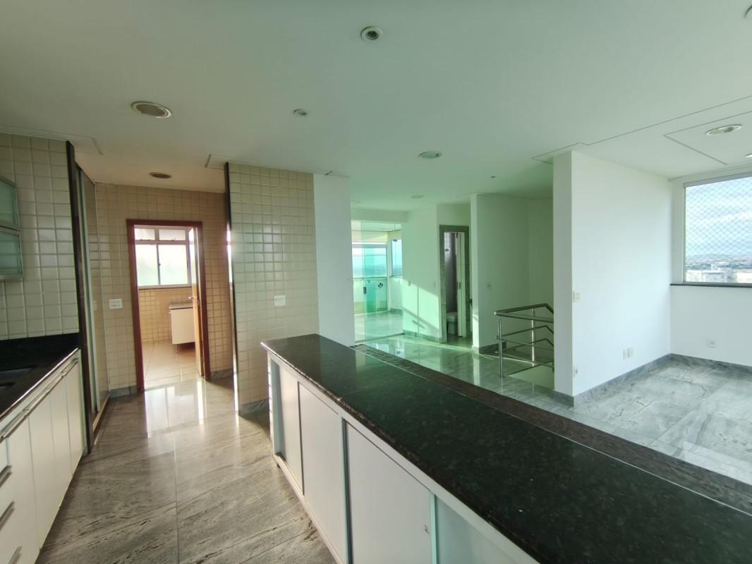 Cobertura, Ouro Preto, 4 Quartos, 3 Vagas, 3 Suítes