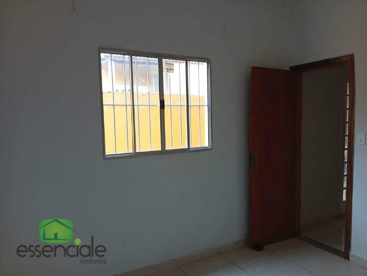 Casa, Bandeirantes, 1 Quarto, 0 Vaga