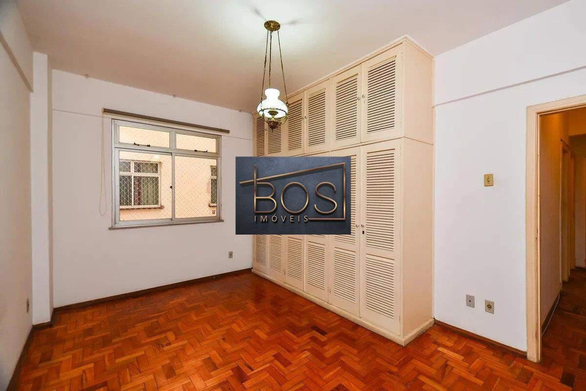 Apartamento, Centro, 2 Quartos, 0 Vaga