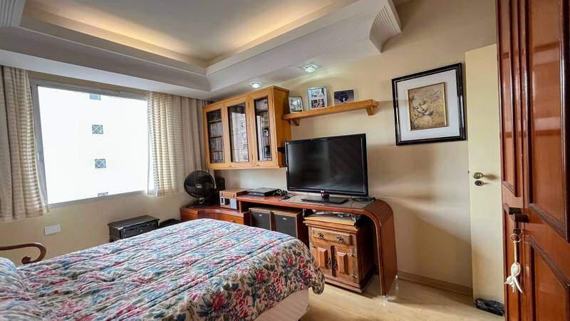 Apartamento, Funcionários, 4 Quartos, 2 Vagas, 1 Suíte