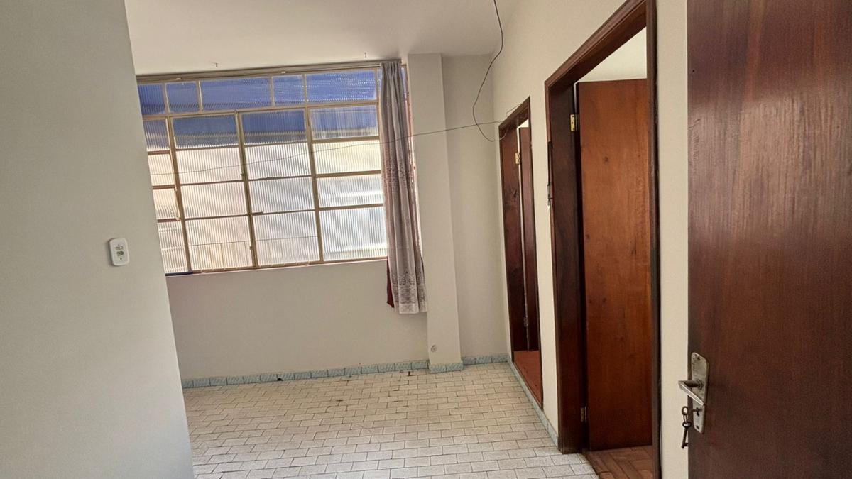 Apartamento, Centro, 4 Quartos, 0 Vaga, 1 Suíte