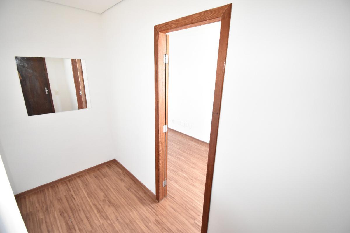 Sala, São José, 0 Quarto, 0 Vaga