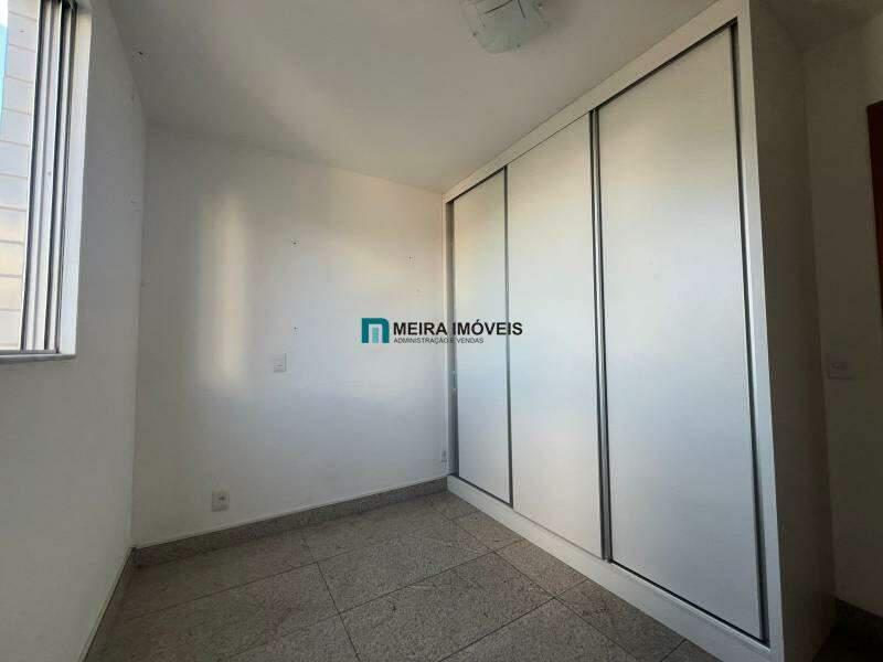 Apartamento, Sagrada Família, 3 Quartos, 2 Vagas, 1 Suíte