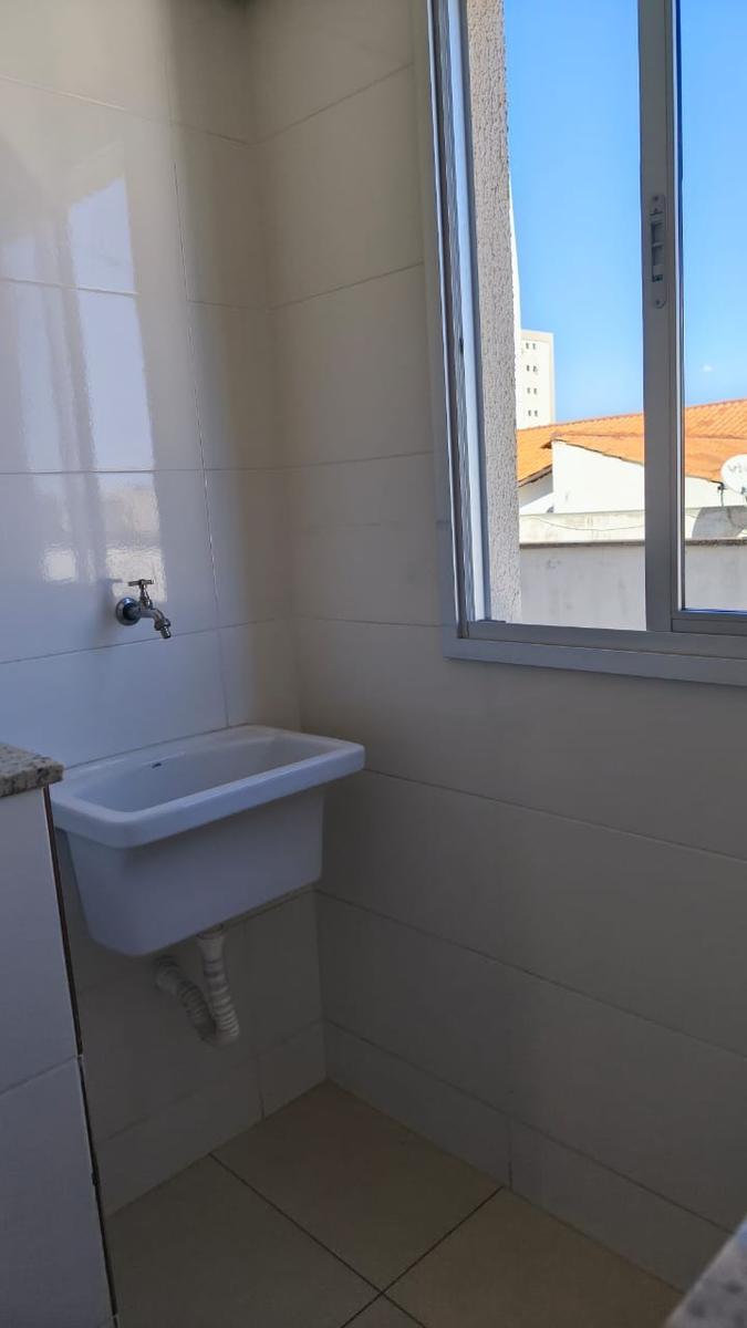 Apartamento, Sagrada Família, 3 Quartos, 2 Vagas, 1 Suíte