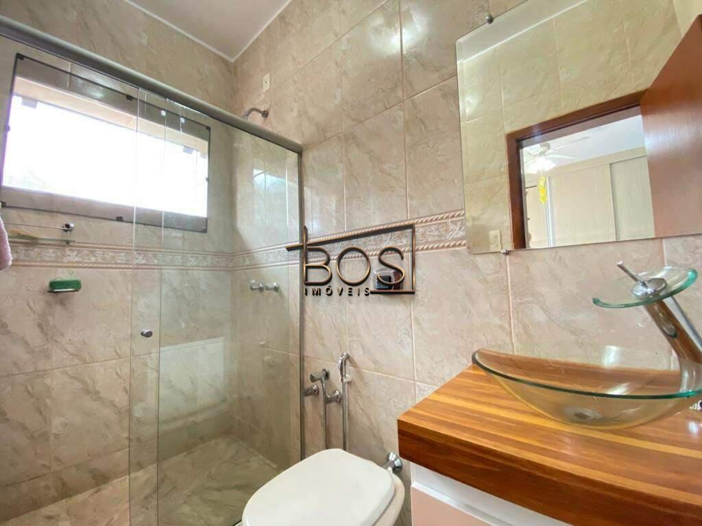 Casa, Casa Branca, 5 Quartos, 20 Vagas, 4 Suítes