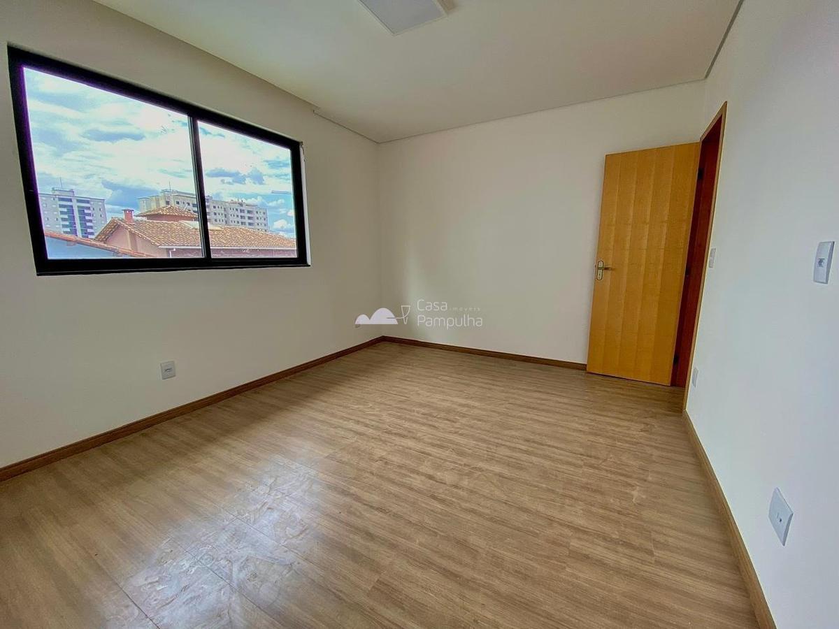 Casa, Paquetá, 3 Quartos, 4 Vagas, 1 Suíte