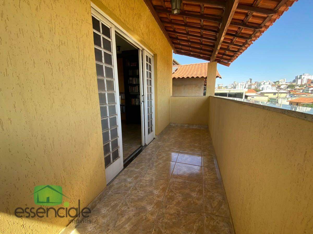 Casa, Novo Eldorado, 4 Quartos, 4 Vagas, 1 Suíte