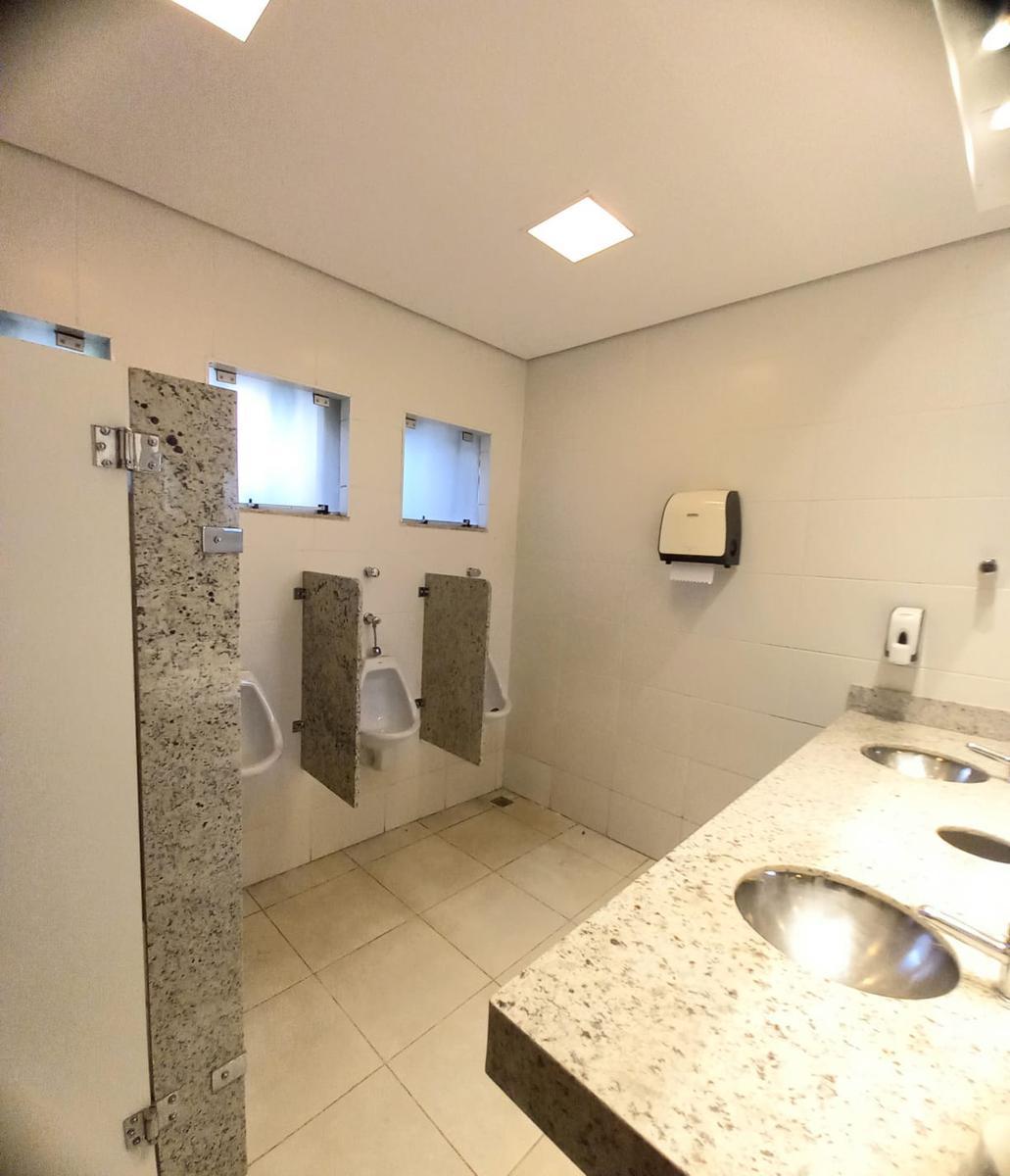 Galpão, Jardim Canadá, 0 Quarto, 4 Vagas