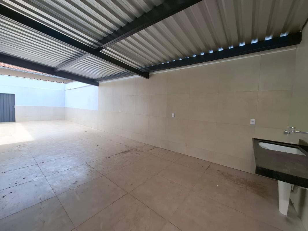 Casa, Serrano, 3 Quartos, 2 Vagas, 1 Suíte