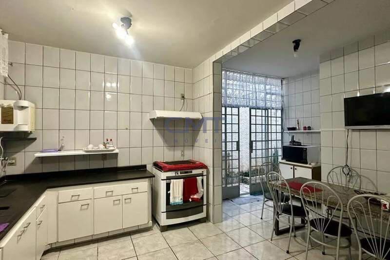 Casa, Serra, 4 Quartos, 4 Vagas, 1 Suíte