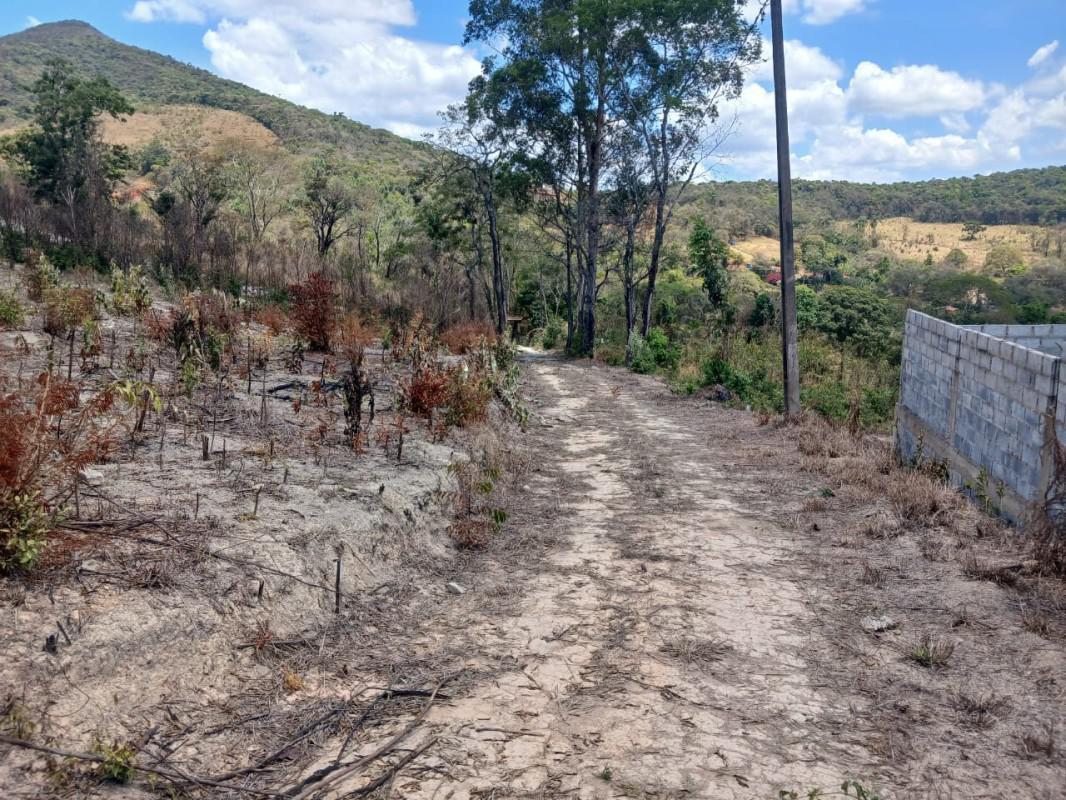 Lote, Roças Novas, 0 Quarto, 0 Vaga