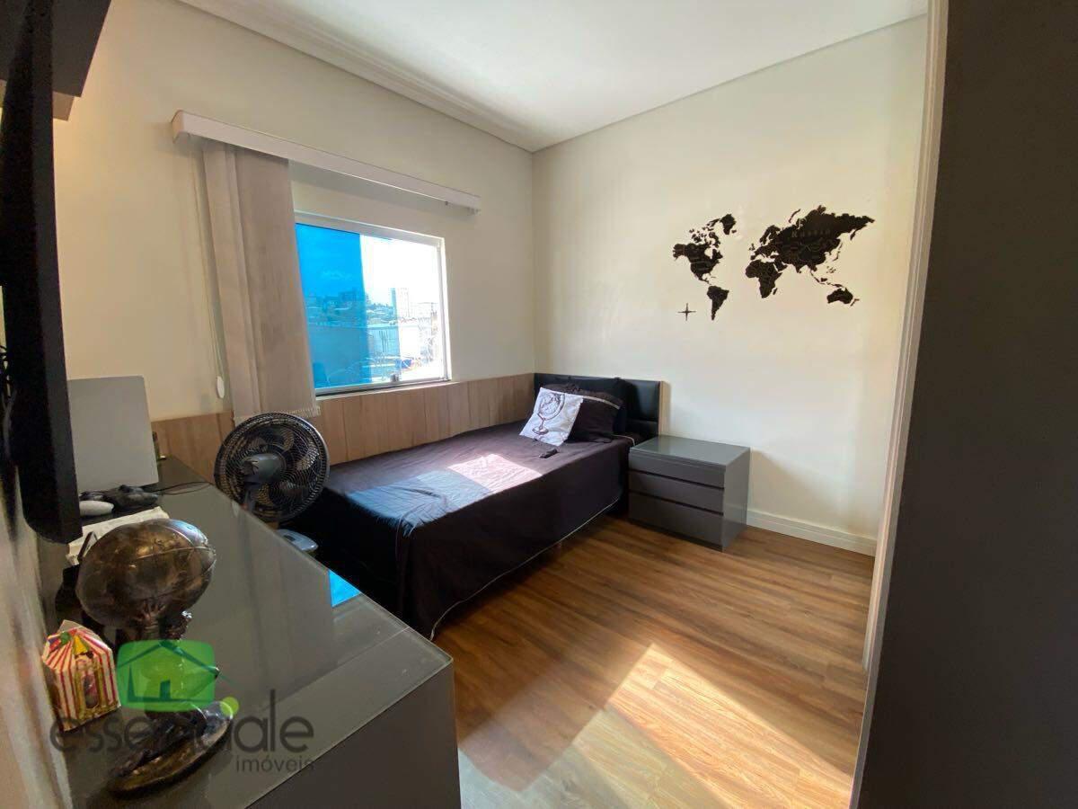 Casa, Linda Vista, 3 Quartos, 4 Vagas, 1 Suíte