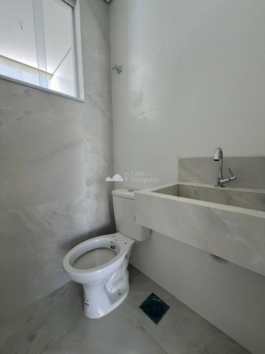 Casa, Planalto, 2 Quartos, 2 Vagas, 2 Suítes