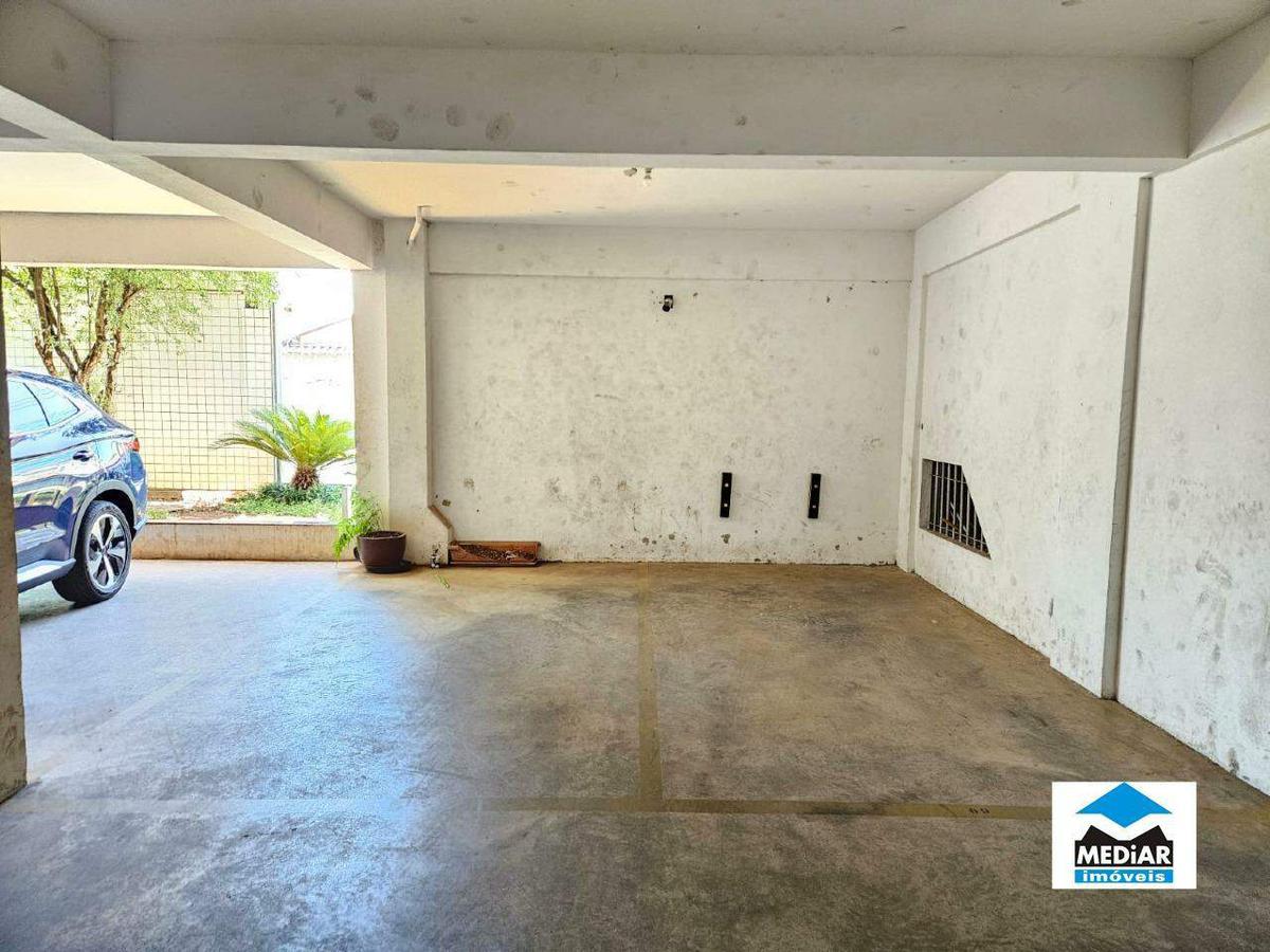 Apartamento, Sagrada Família, 3 Quartos, 2 Vagas, 1 Suíte