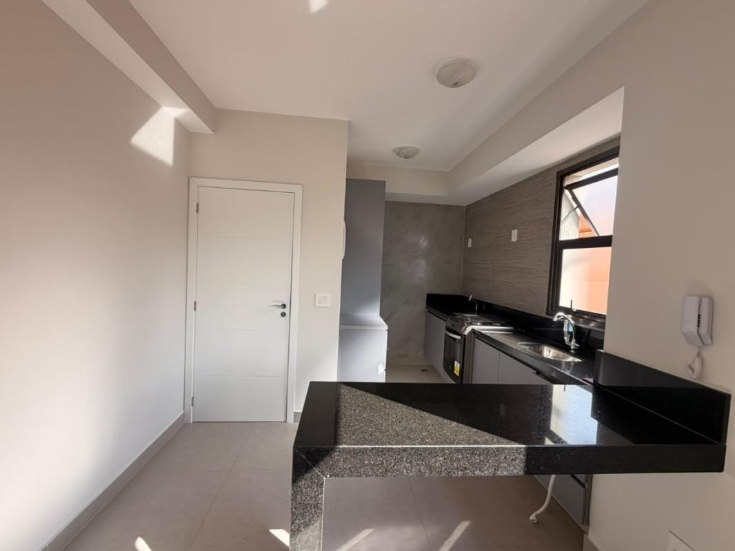 Apartamento, Floresta, 1 Quarto, 1 Vaga, 1 Suíte
