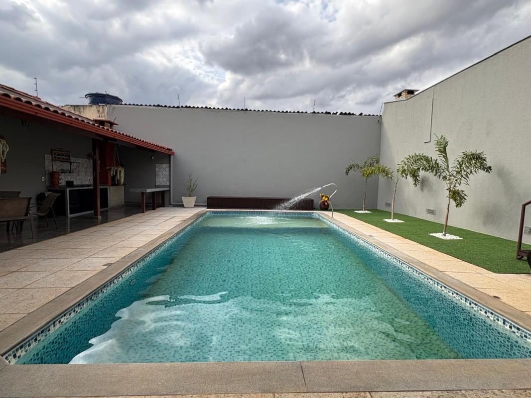 Casa, Tirol, 3 Quartos, 5 Vagas, 1 Suíte