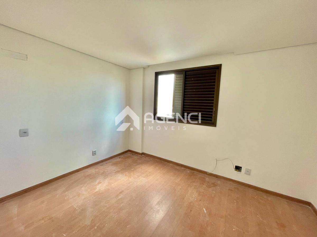 Apartamento, Paquetá, 3 Quartos, 0 Vaga, 1 Suíte