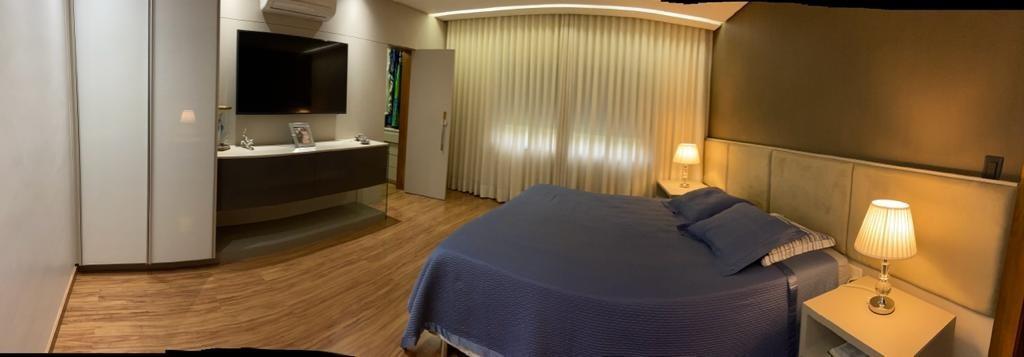 Casa, Centro, 4 Quartos, 1 Vaga, 4 Suítes