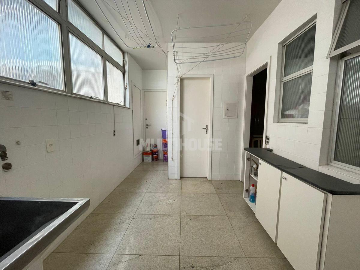 Apartamento, São José, 4 Quartos, 2 Vagas, 1 Suíte
