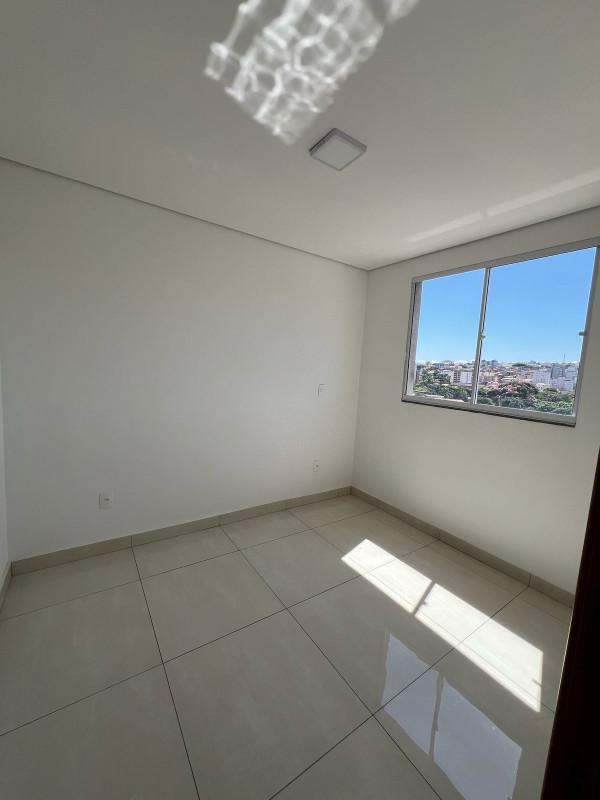 Cobertura, Miramar (barreiro), 3 Quartos, 0 Vaga, 1 Suíte