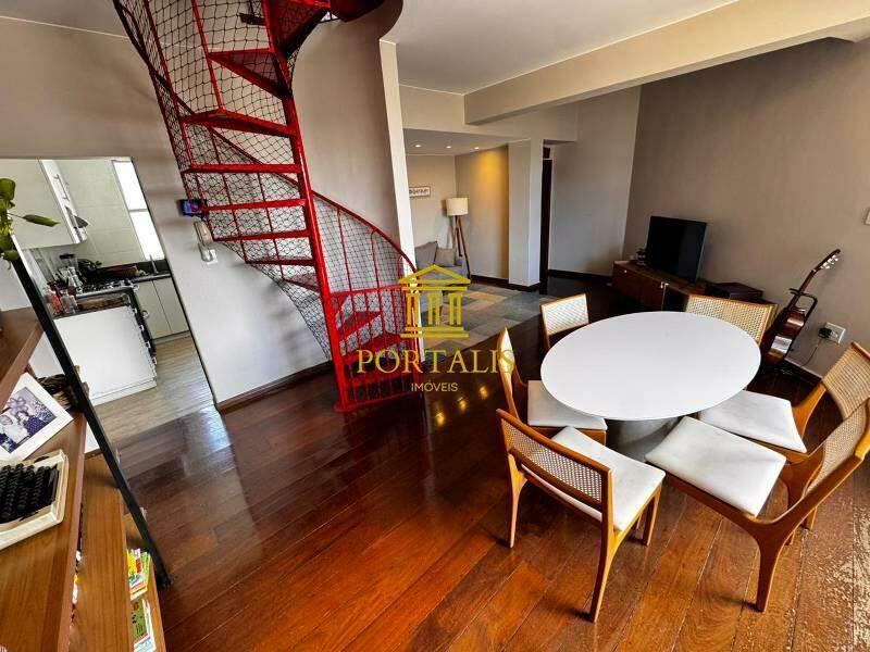 Cobertura, Floresta, 4 Quartos, 2 Vagas, 1 Suíte