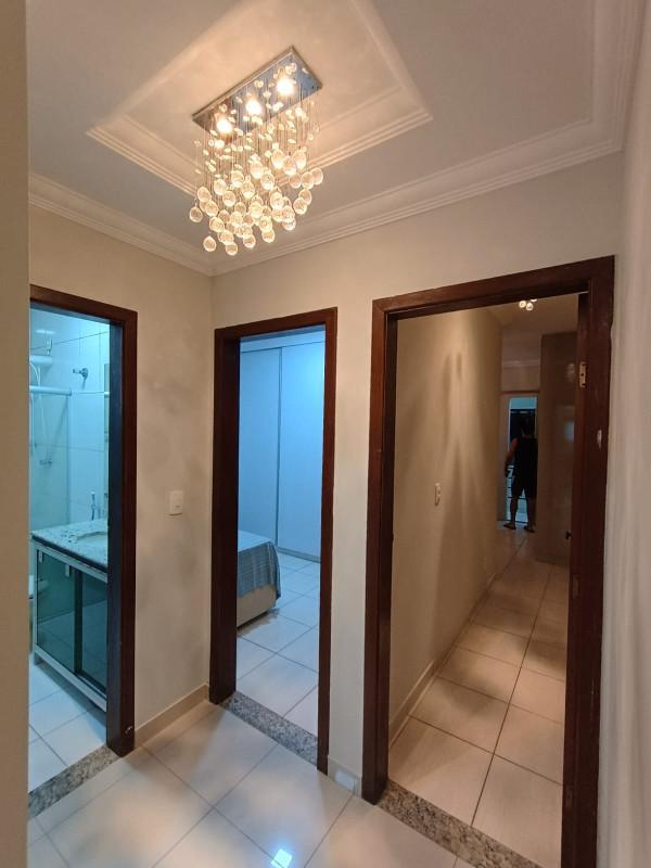 Casa, Cabral, 3 Quartos, 4 Vagas, 1 Suíte
