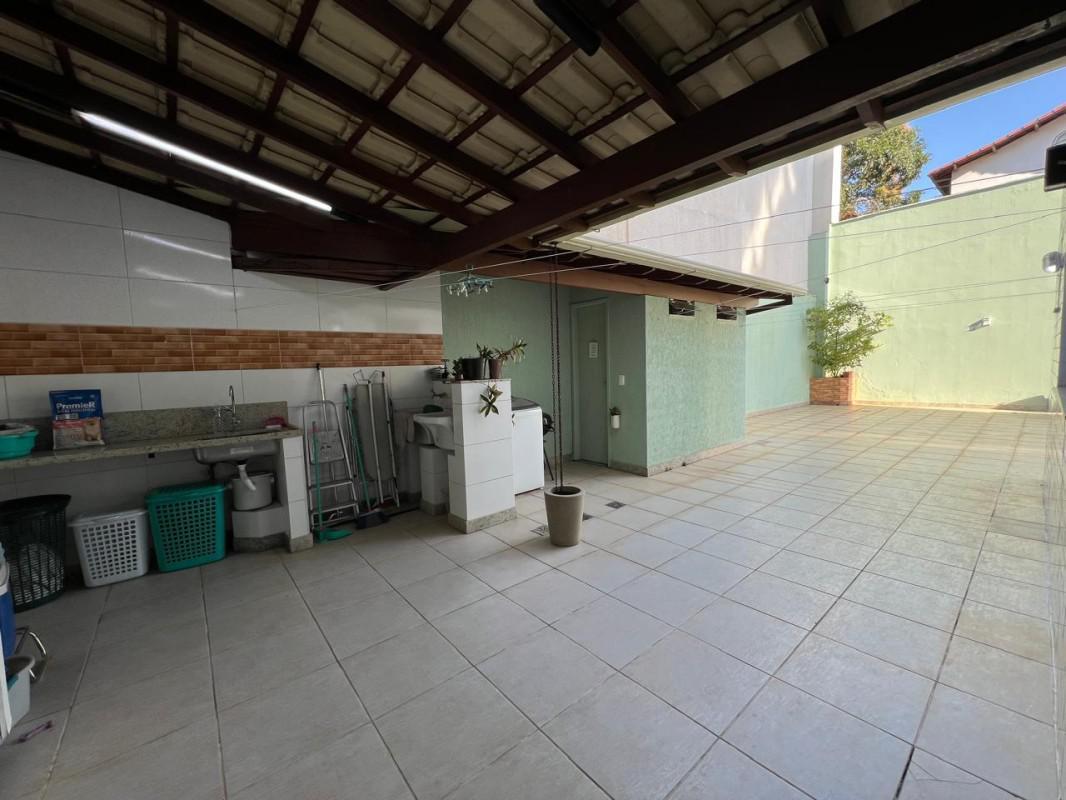 Apartamento, Jaraguá, 4 Quartos, 2 Vagas, 1 Suíte