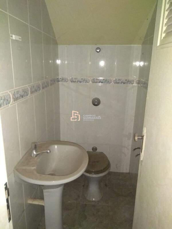 Casa, Barreiro, 4 Quartos, 2 Vagas, 1 Suíte