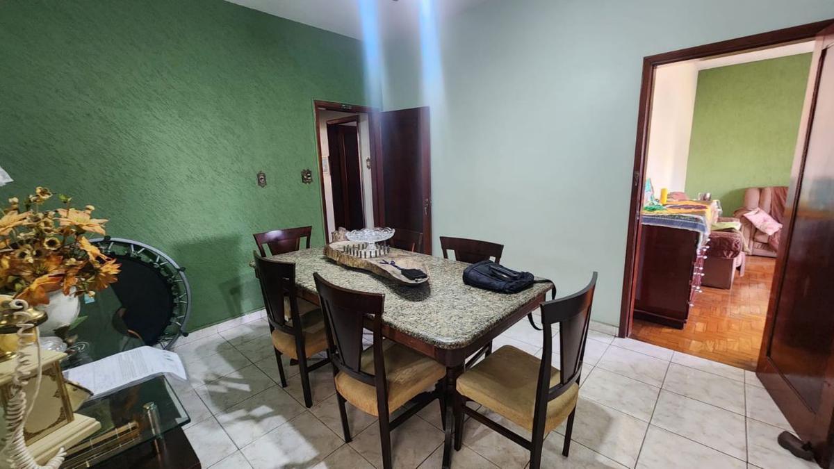 Casa, Renascença, 4 Quartos, 2 Vagas, 1 Suíte