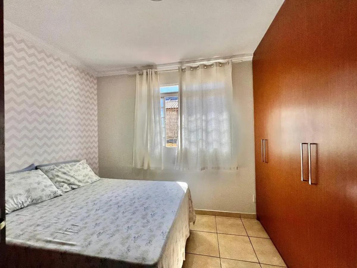 Casa, Santa Branca, 2 Quartos, 2 Vagas, 2 Suítes